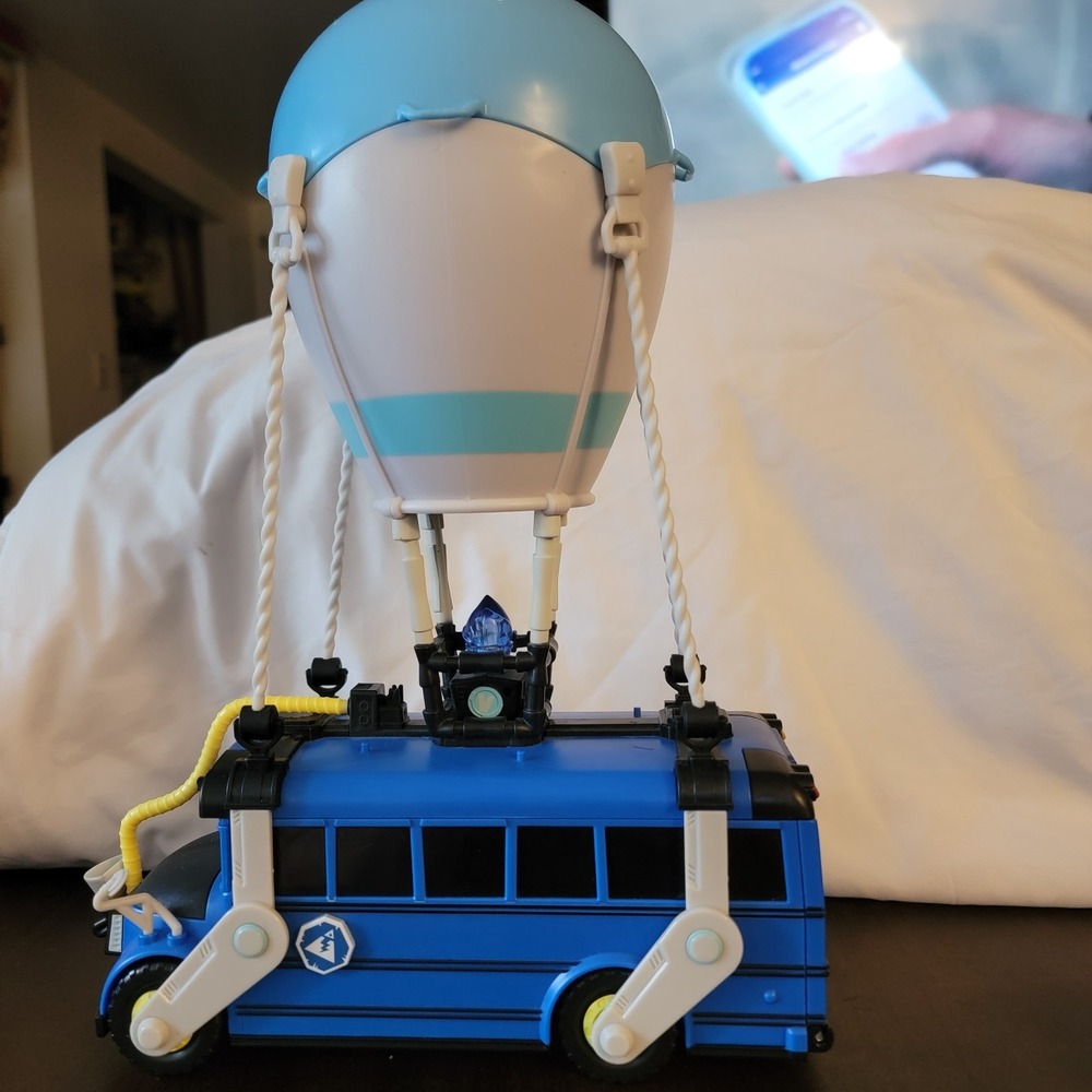 Fortnite Battle Royale Collection Battle Bus 2018